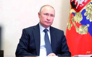Putin: "Rusya'ya yönelik yaptırımların başarısız olduğunu şimdiden emin bir halde söyleyebiliriz"