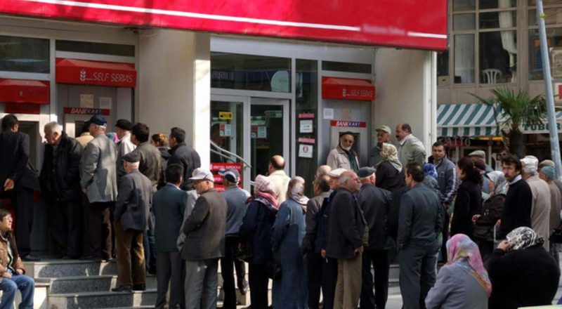 Artırım için büyük gün geldi! Milyonlarca emekli dört gözle bakanın vereceği muştuyu bekliyor