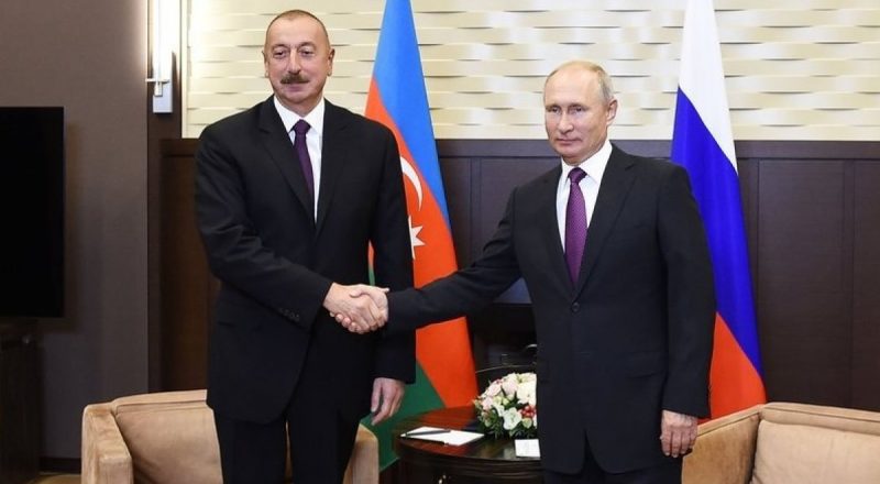 Azerbaycan Cumhurbaşkanı Aliyev, Rus lider Putin ile görüştü