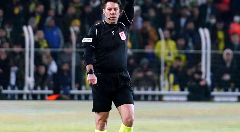 Beşiktaş Fenerbahçe derbisini Arda Kardeşler yönetecek