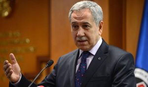 Bülent Arınç, bu defa siyasalların üslubunu eleştirdi: Anadolu'da bu sözlerden cinayet işlenirdi