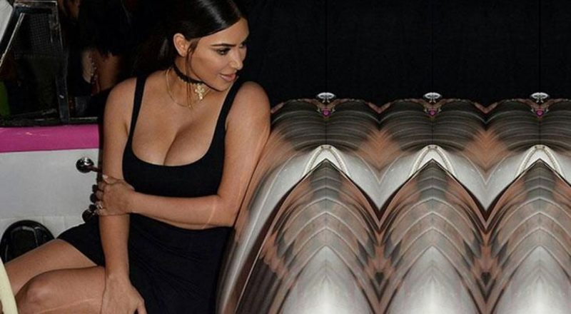Canlı yayında inanılmaz kaza! Yalnızca sütyen giyen Kim Kardashian'ın göğüs uçları açıldı