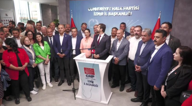 CHP İzmir Vilayet Bakanı Deniz Yücel: Bayramın Buruk Yaşanmasının Tek Sebebi Saray İktidarı