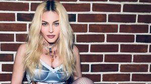Dünyaca ünlü müzikçi Madonna'nın paylaşımlarından ötürü Instagram'da canlı yayın yapması yasaklandı