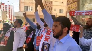 Furkan Vakfı üyeleri, Alpaslan Kuytul'un tutuklanmasını protesto etti