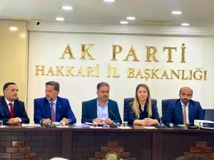 Milletvekili Fırat, Doğu Anadolu partisinin toplumsal siyasetlerini gözlemledi