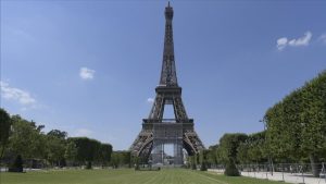 NY Times: Fransa, Haiti'den aldığı haraçlarla Paris'i inşa etti