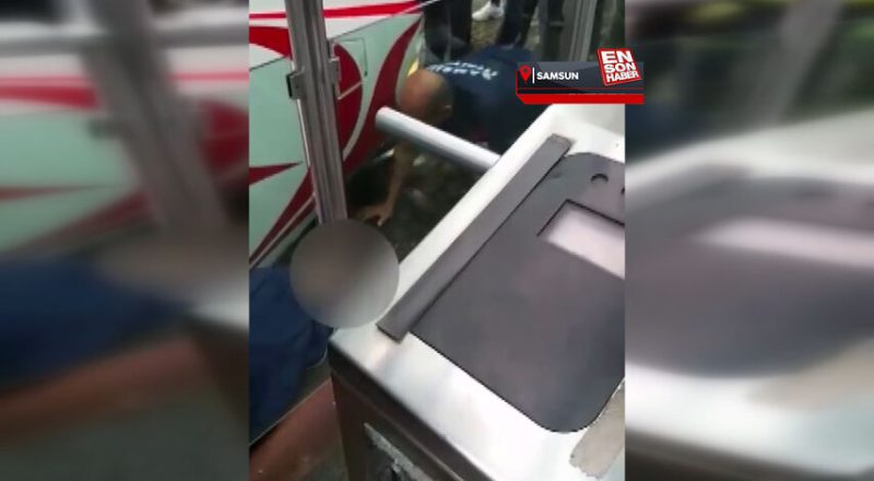 Samsun'da tramvay, kadına çarptı