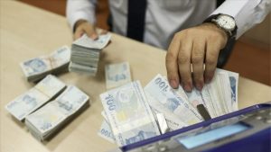 Türkiye'nin 10 bankasının ilk çeyrek kârı 50 milyar lirayı geçti