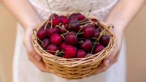 Ürik asidi azaltmak için tüketilmesi gereken 5 meyve