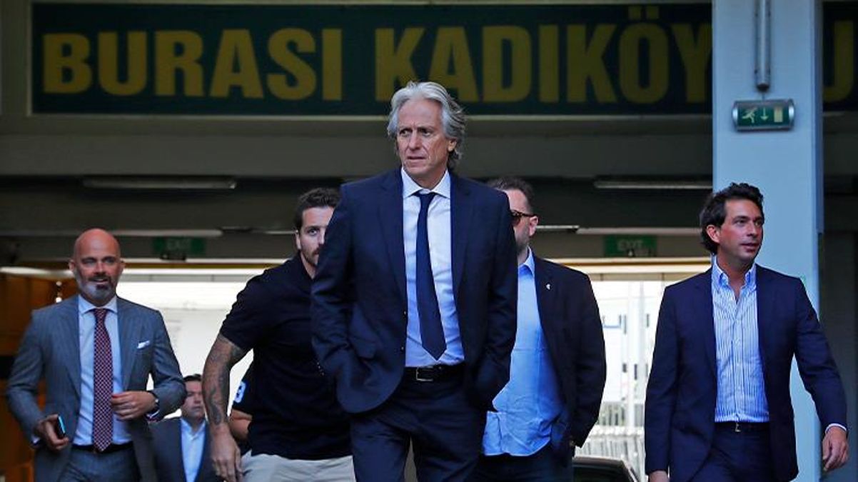 Ali Koç adeta imkansızı başardı! Fenerbahçe'nin Jorge Jesus'a vereceği maaş olay oldu