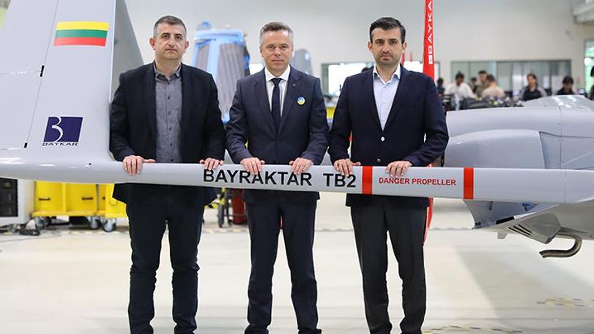 Baykar'dan Litvanya'ya fiyatsız SİHA: Topladığınız bağışları Ukrayna'ya göndermenizi rica ediyoruz