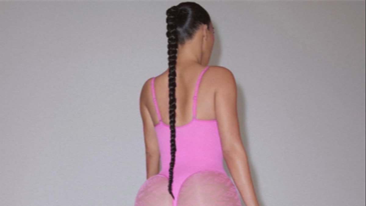 Kim Kardashian: Genç kalmak için dışkı bile yiyebilirim Kim Kardashian: Genç kalmak için dışkı bile yiyebilirim