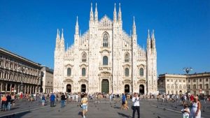 Modanın başşehri Milano için seyahat rehberi