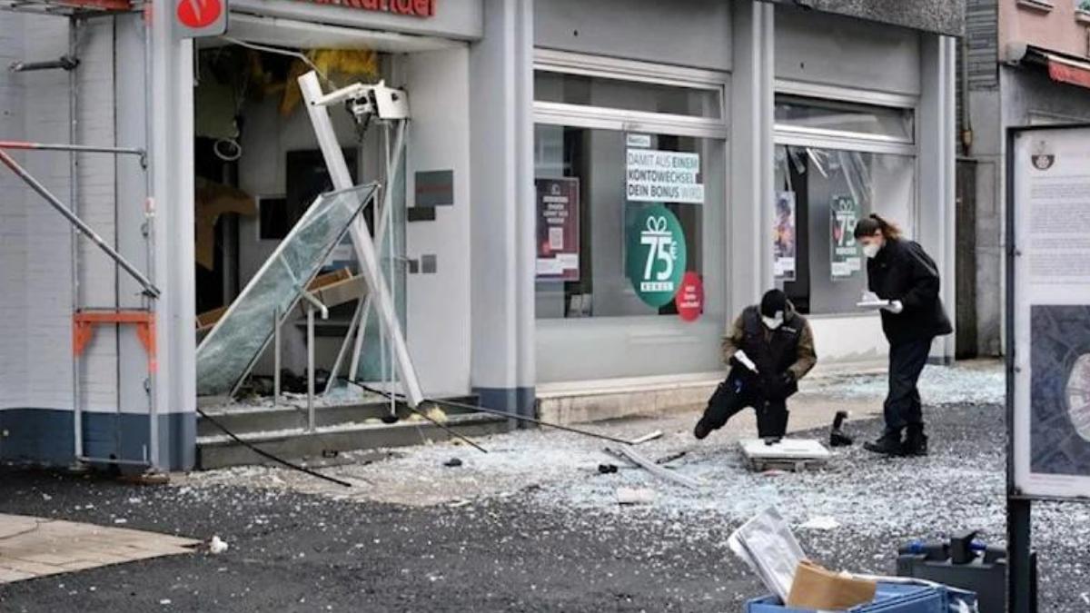 Hırsızların Yeni Usulü: Her Gün ATM Patlatıyorlar