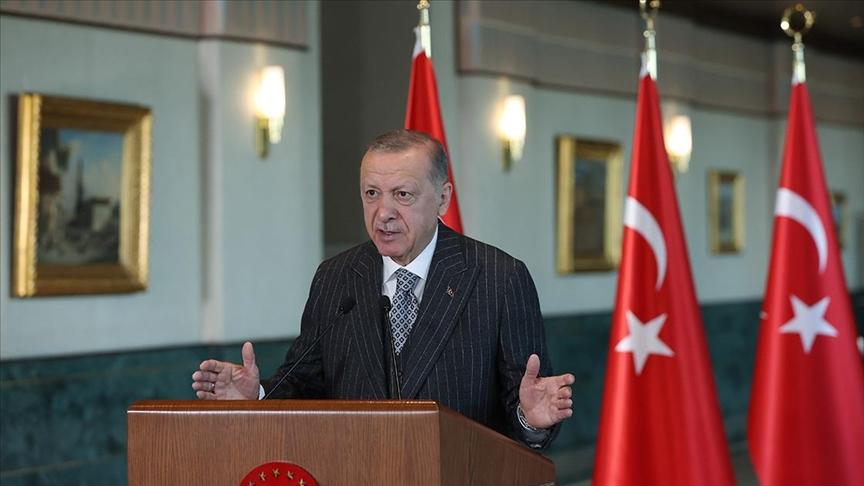 Erdoğan "Giderlerse Gitsinler" Dediği Tabipleri Geri Çağıran Kamu Spotu Hazırlamış Erdoğan "Giderlerse Gitsinler" Dediği Tabipleri Geri Çağıran Kamu Spotu Hazırlamış