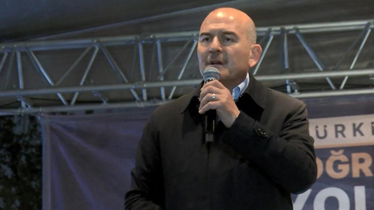 Süleyman Soylu Seçim Gecesi İçin TSK'dan Ne İstedi?: 'Arkadaşlar Savaşa mı Gidiyoruz, Seçime mi Gidiyoruz?' Süleyman Soylu Seçim Gecesi İçin TSK'dan Ne İstedi?: 'Arkadaşlar Savaşa mı Gidiyoruz, Seçime mi Gidiyoruz?'