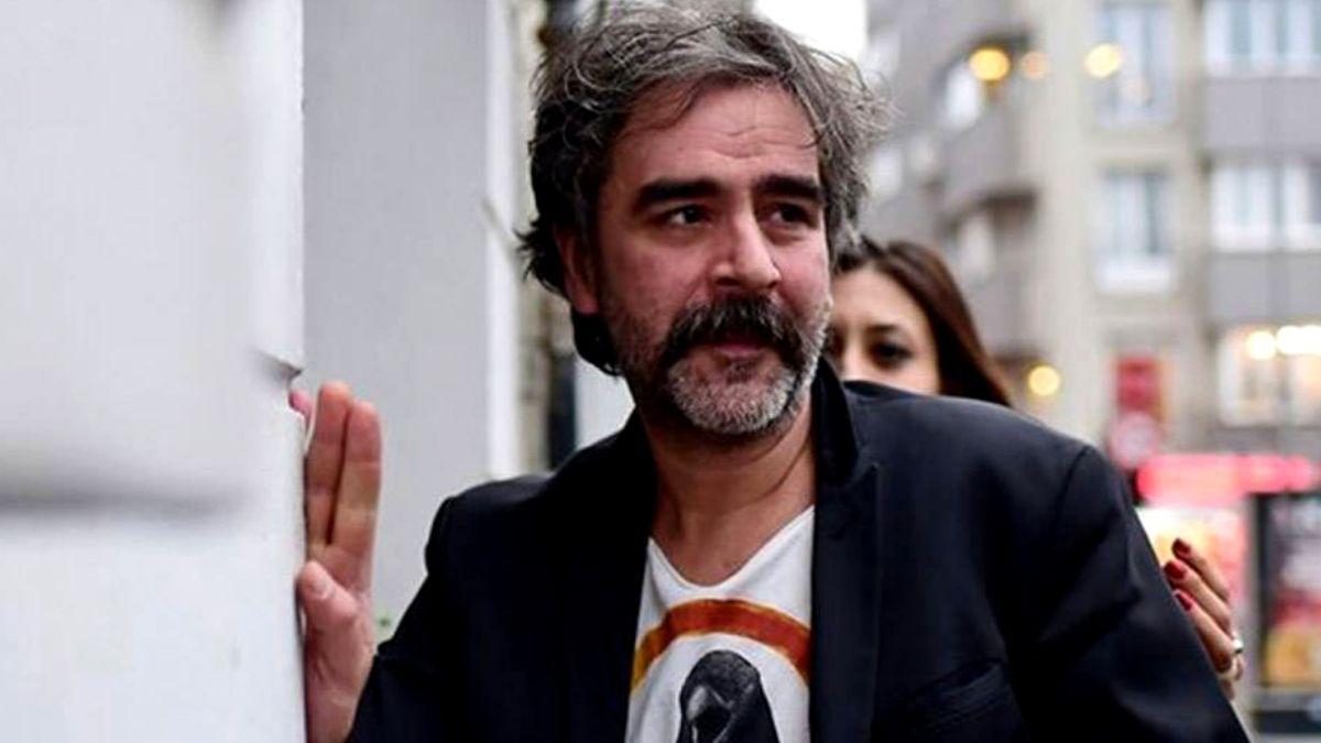 Gazeteci Deniz Yücel Hakkında ‘Cumhurbaşkanına Hakaret’ten Yakalama Kararı Gazeteci Deniz Yücel Hakkında ‘Cumhurbaşkanına Hakaret’ten Yakalama Kararı