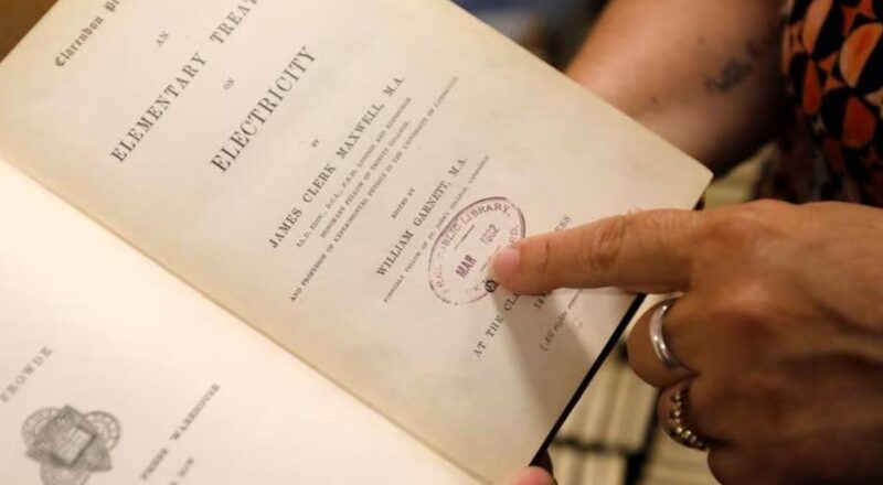 119 Yıl Sonra İlişkin Olduğu Yerde: Ödünç Alınan Kitap Geri Alındı