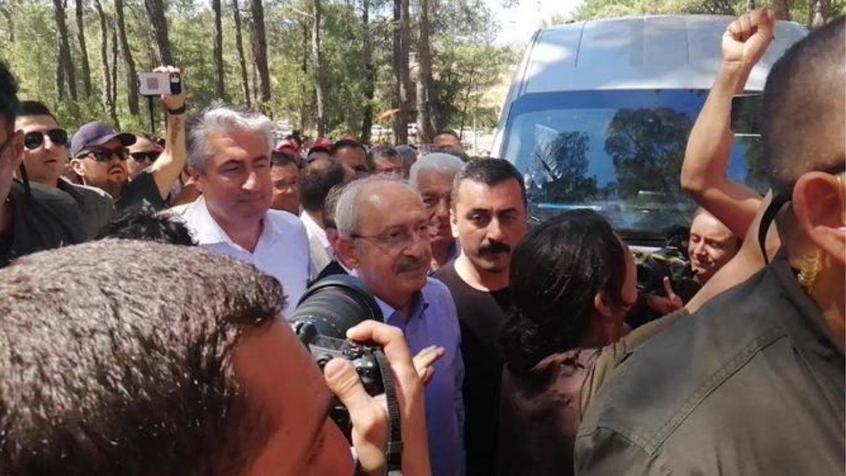 Kılıçdaroğlu Ağaç Kıyımının Sürdüğü Akbelen'de Kılıçdaroğlu Ağaç Kıyımının Sürdüğü Akbelen'de