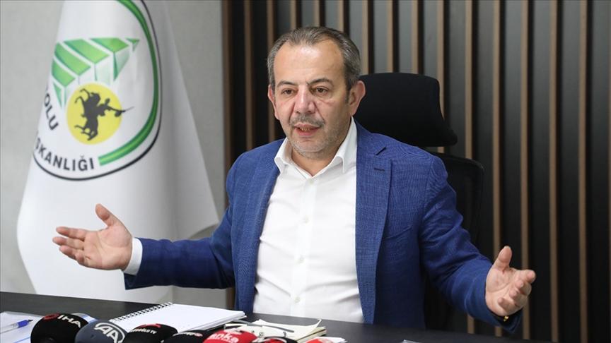 Tanju Özcan, CHP'den İhraç Edildi Tanju Özcan, CHP'den İhraç Edildi