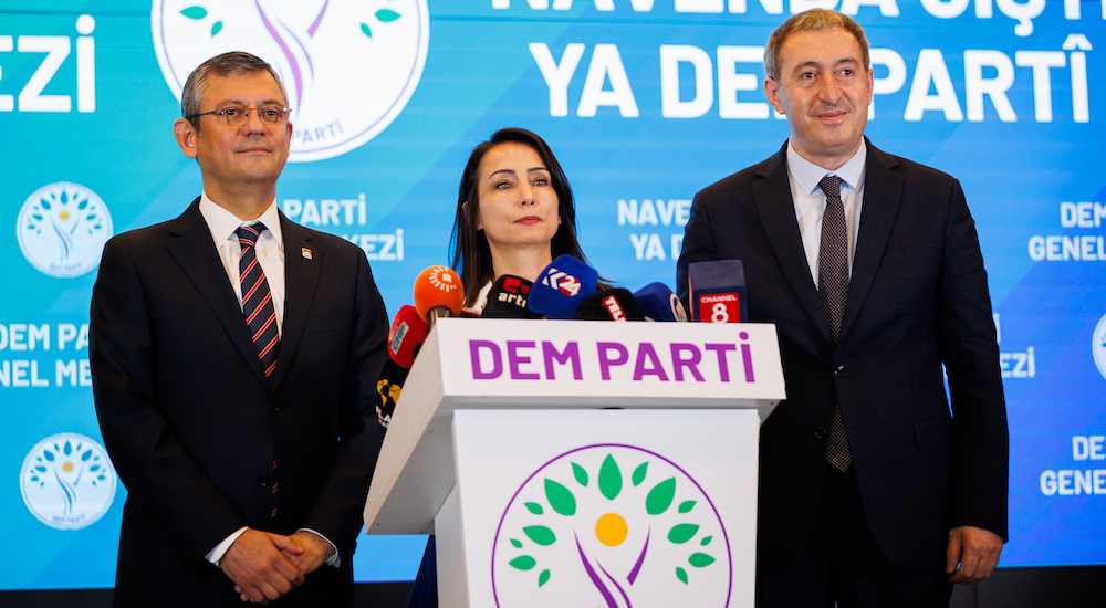 DEM Parti HDP Mi? DEM HDP'mi Oldu? HDP ile DEM Arasındaki İlişki Nedir? DEM Parti HDP Mi? DEM HDP'mi Oldu? HDP ile DEM Arasındaki İlişki Nedir?
